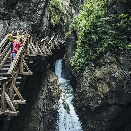 Alpenparks Zell Am Lejlighed *