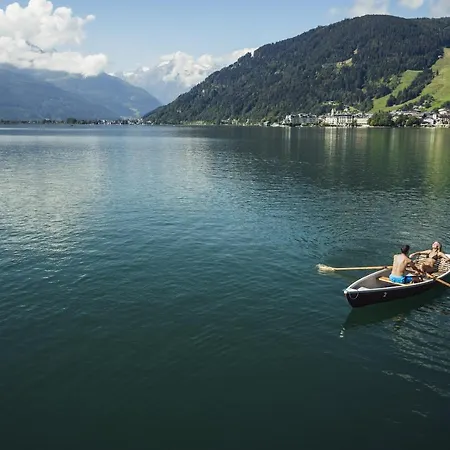 Alpenparks Zell Am Apartament