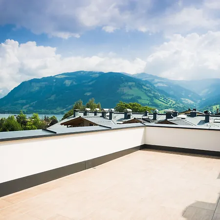 Alpenparks Zell Am 公寓 *