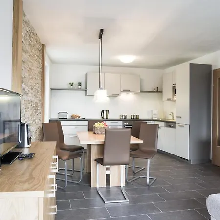 Alpenparks Zell Am Apartament